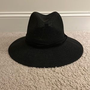WYETH Black Hat (NWT)